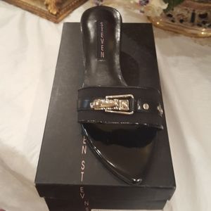 Black Steve Madden Slides